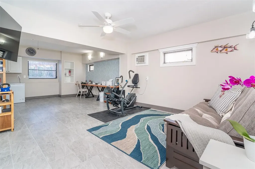 363 Oak Street Englewood FL 34223
