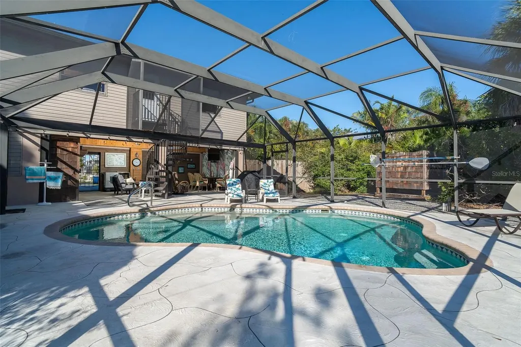 363 Oak Street Englewood FL 34223