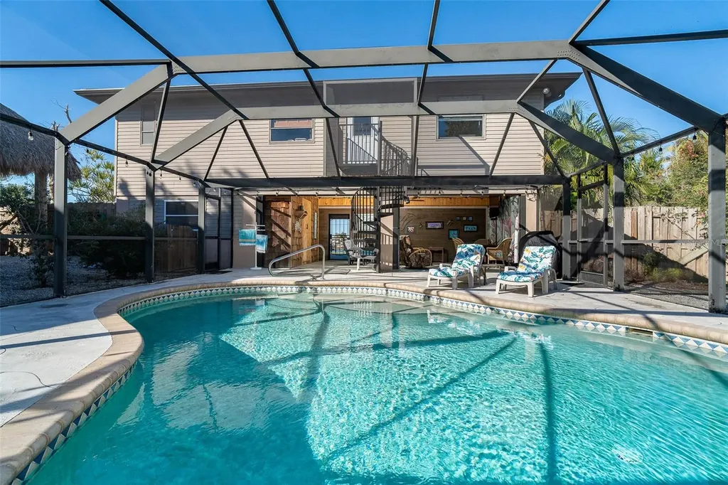 363 Oak Street Englewood FL 34223
