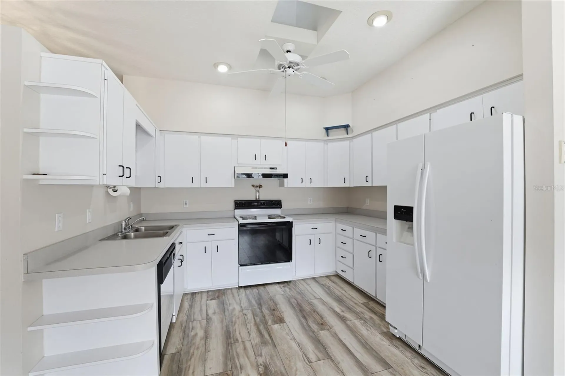 3554 S Belgrave Drive Inverness FL 34452