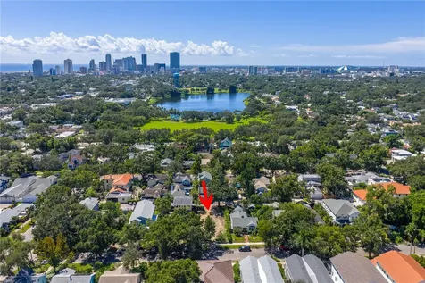 534 24th Avenue N St Petersburg FL 33704