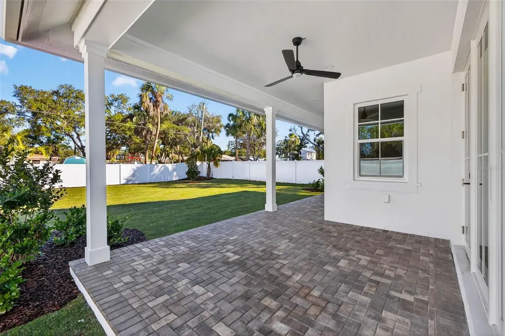 8101 Country Club Road N St Petersburg FL 33710