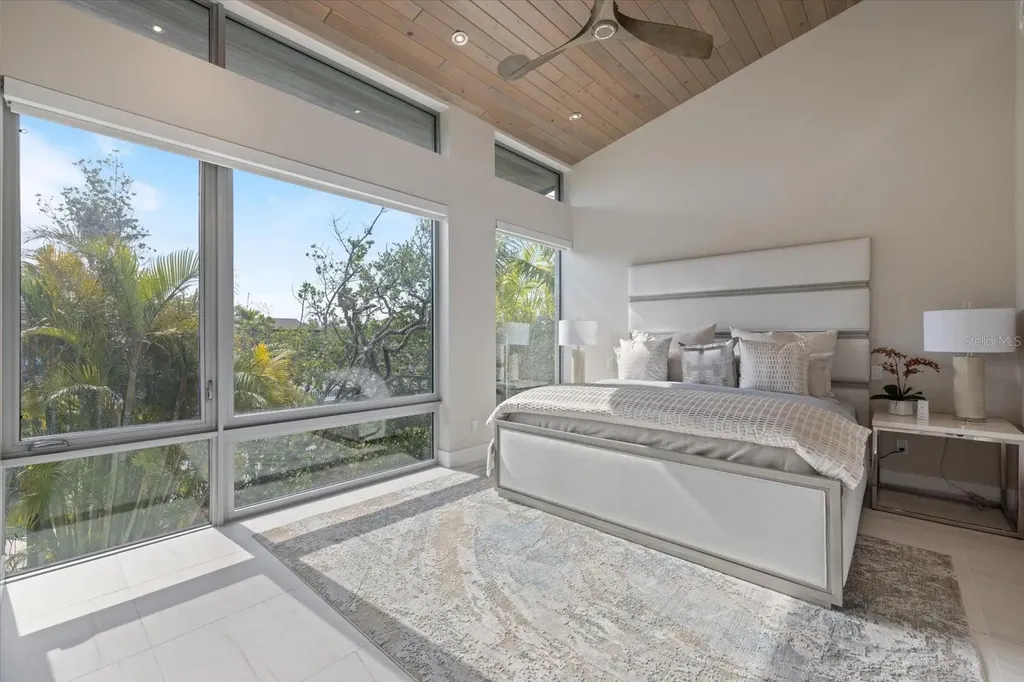 600 De Narvaez Drive Longboat Key FL 34228