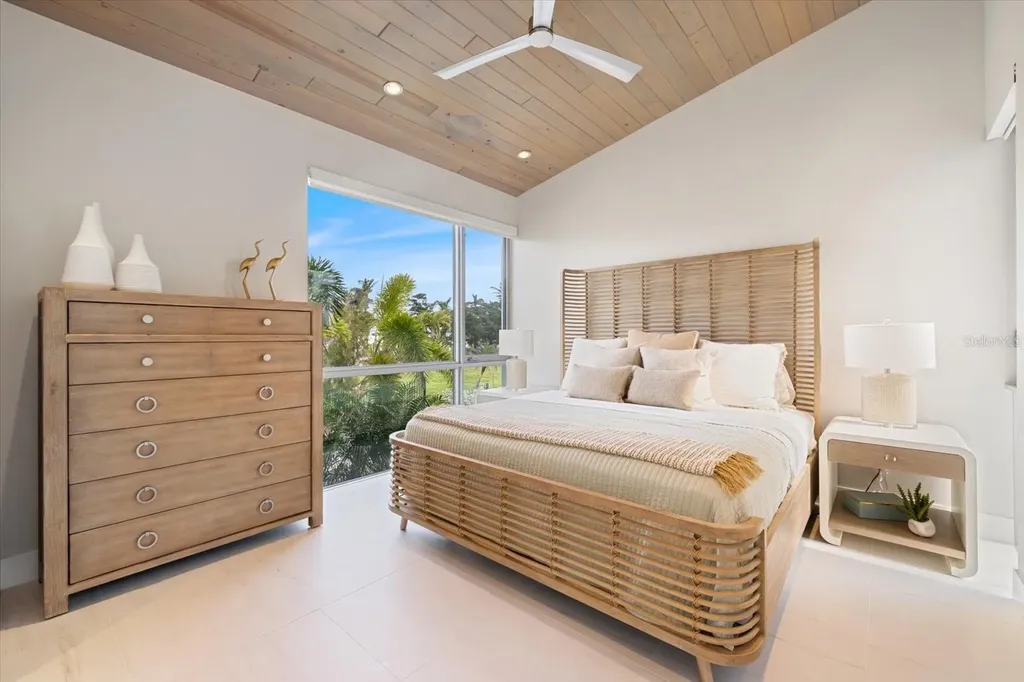 600 De Narvaez Drive Longboat Key FL 34228