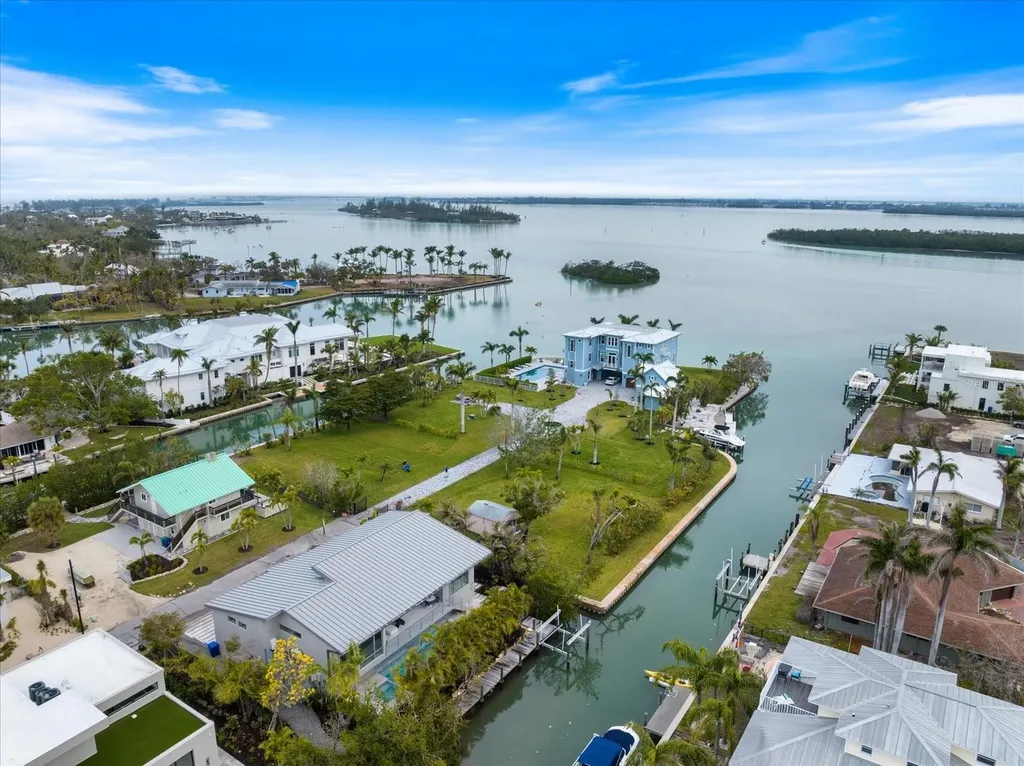 600 De Narvaez Drive Longboat Key FL 34228