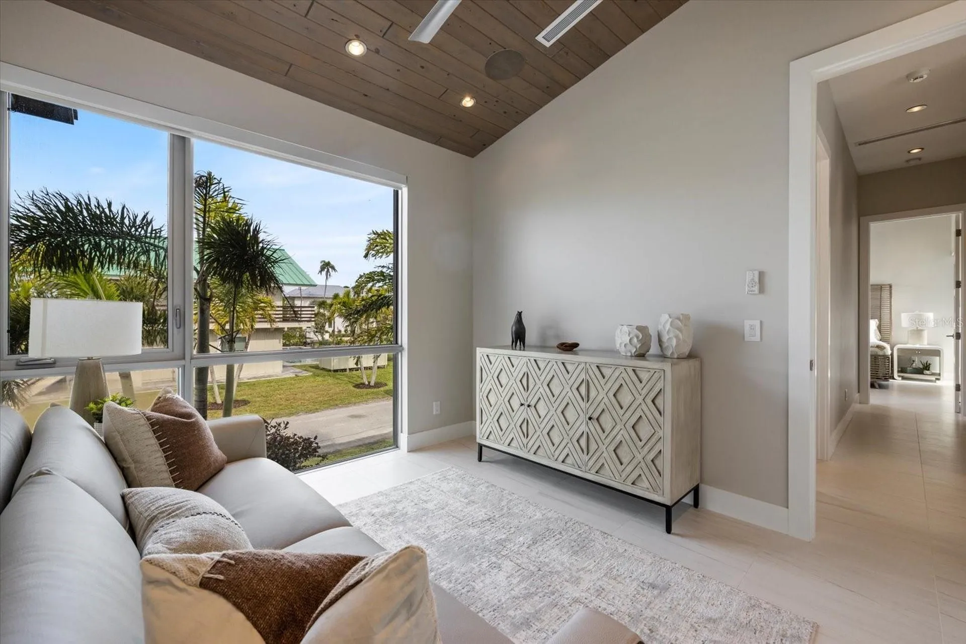 600 De Narvaez Drive Longboat Key FL 34228