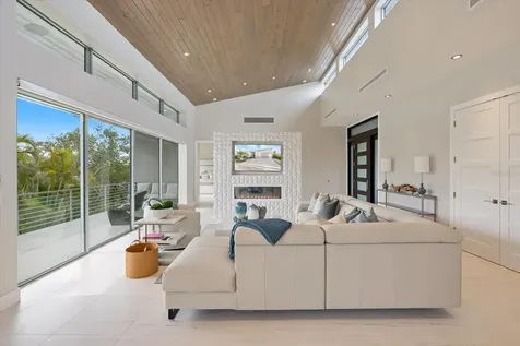 600 De Narvaez Drive Longboat Key FL 34228