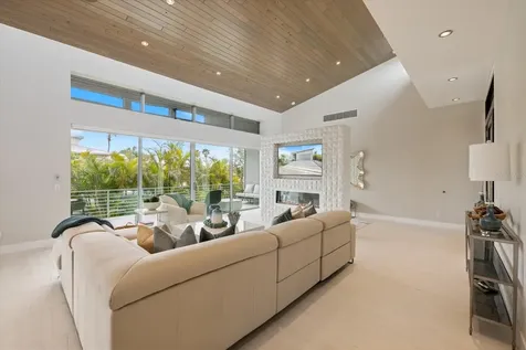 600 De Narvaez Drive Longboat Key FL 34228