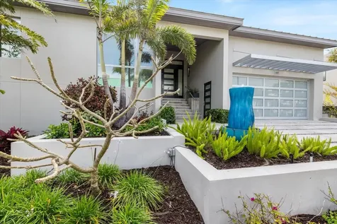 600 De Narvaez Drive Longboat Key FL 34228