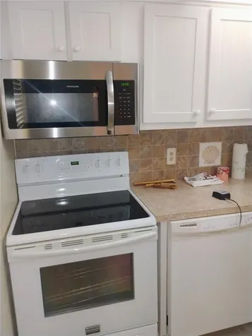 11485 Oakhurst Road Largo FL 33774