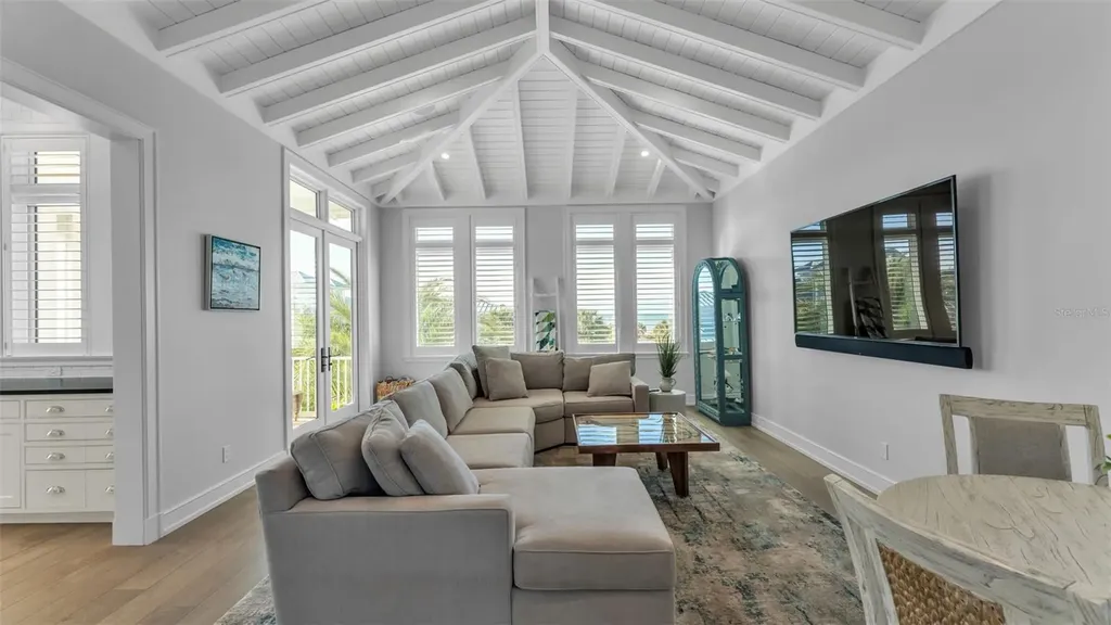1013 Eldorado Avenue Clearwater FL 33767