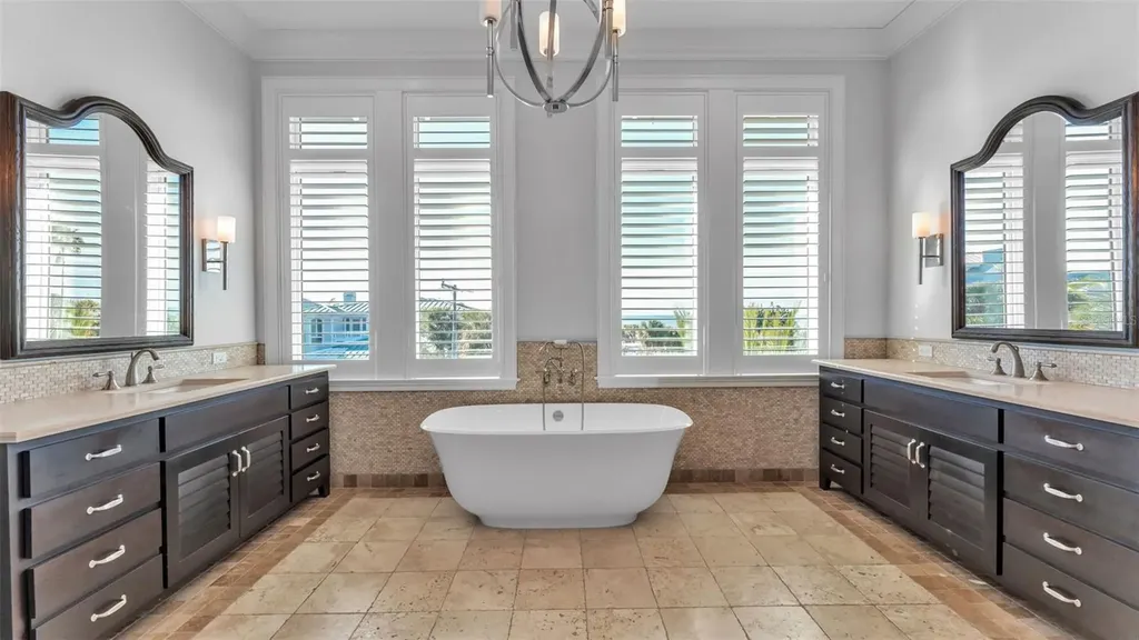 1013 Eldorado Avenue Clearwater FL 33767
