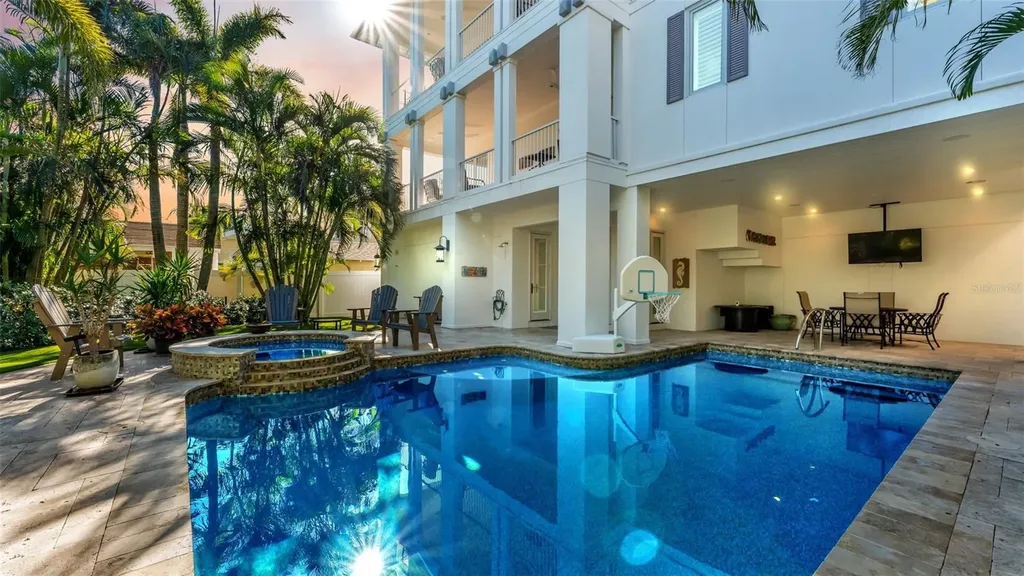 1013 Eldorado Avenue Clearwater FL 33767
