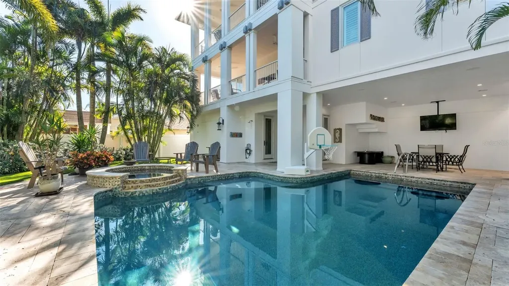 1013 Eldorado Avenue Clearwater FL 33767