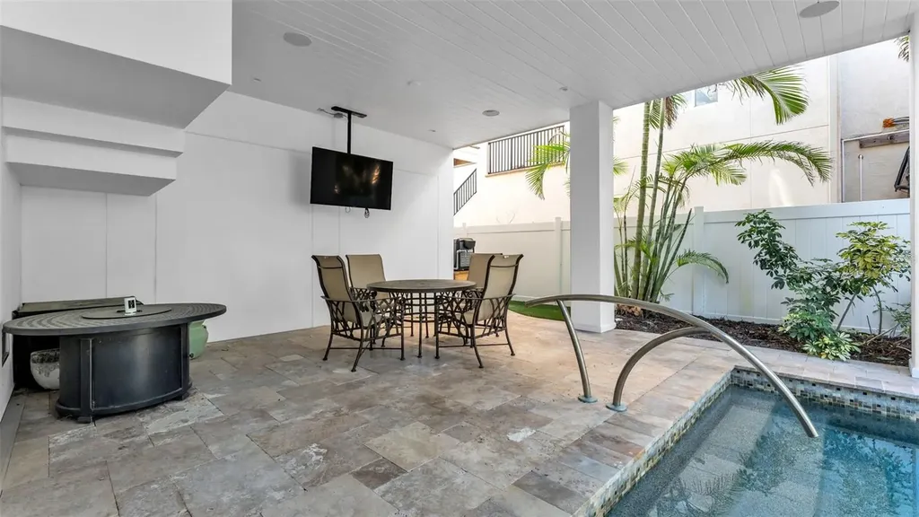 1013 Eldorado Avenue Clearwater FL 33767