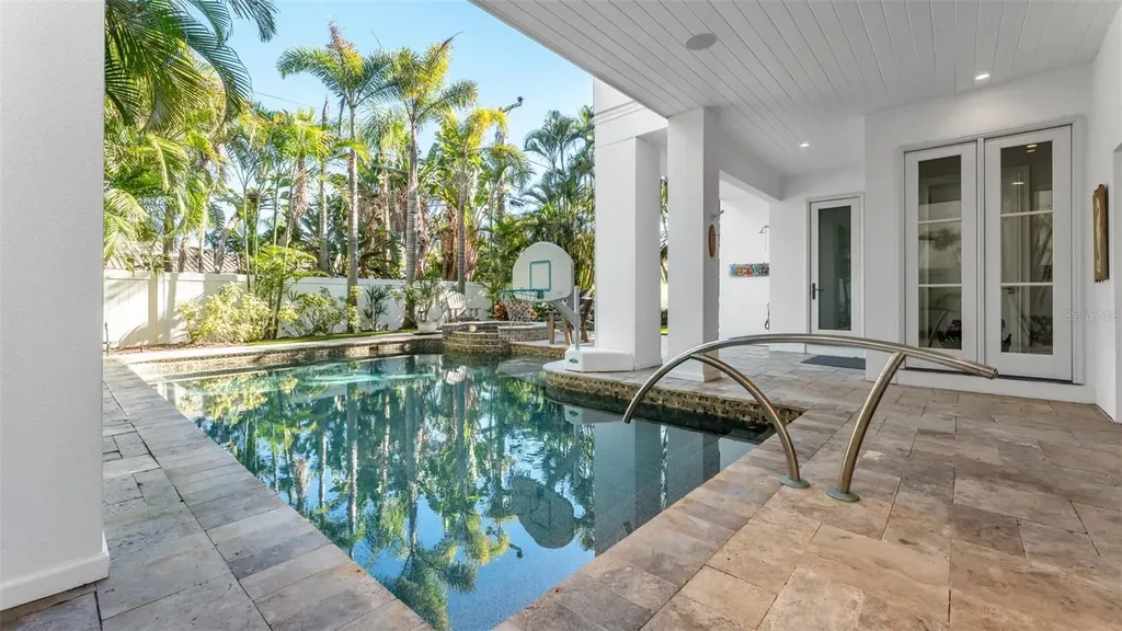 1013 Eldorado Avenue Clearwater FL 33767
