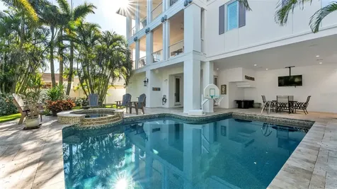 1013 Eldorado Avenue Clearwater FL 33767