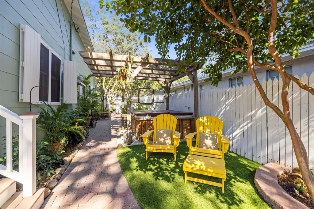 637 Scotland Street Dunedin FL 34698
