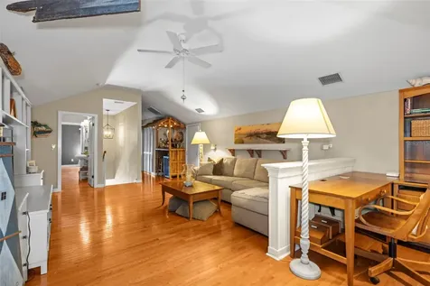 637 Scotland Street Dunedin FL 34698