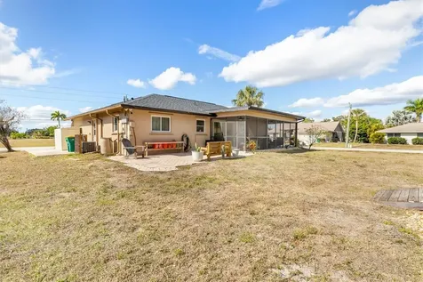 3240 Beacon Drive Punta Gorda FL 33980