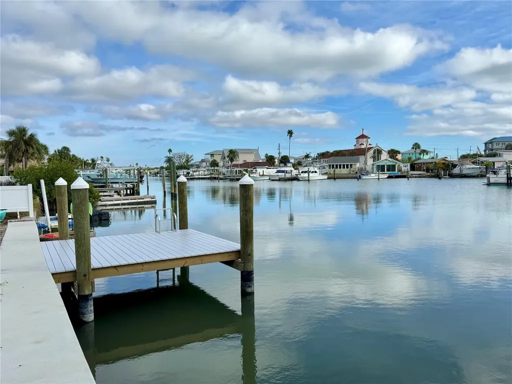117 140th Avenue E Madeira Beach FL 33708