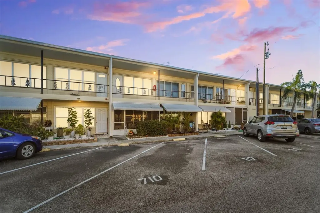 4144 56th Street N Kenneth City FL 33709