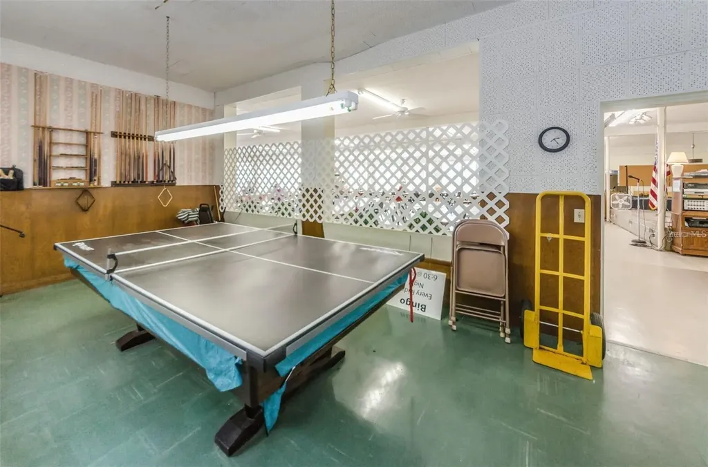 4144 56th Street N Kenneth City FL 33709