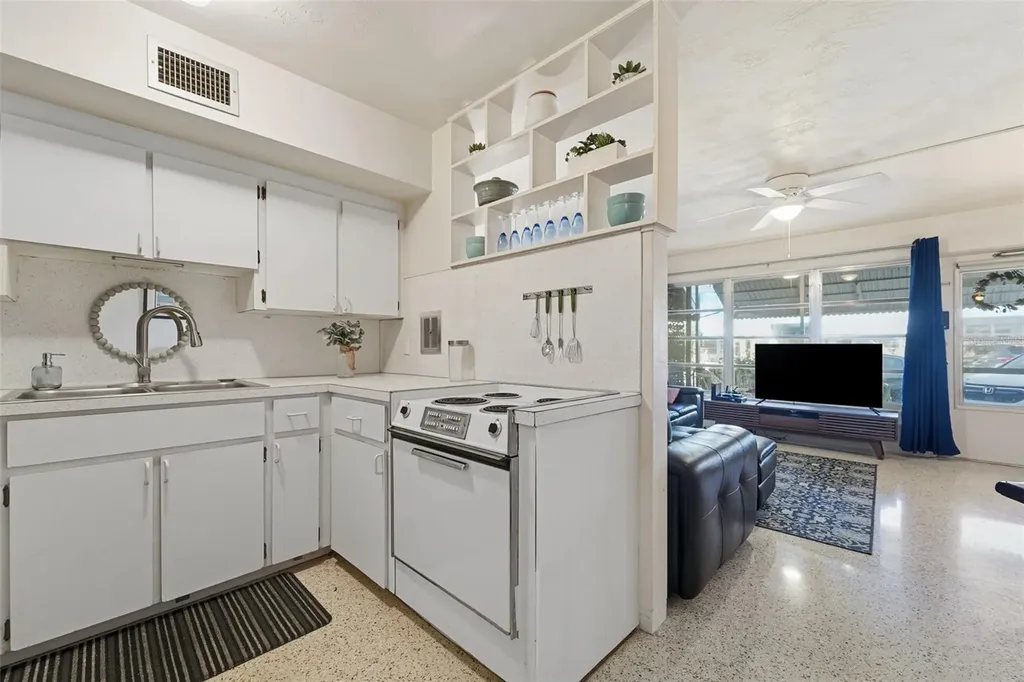 4144 56th Street N Kenneth City FL 33709