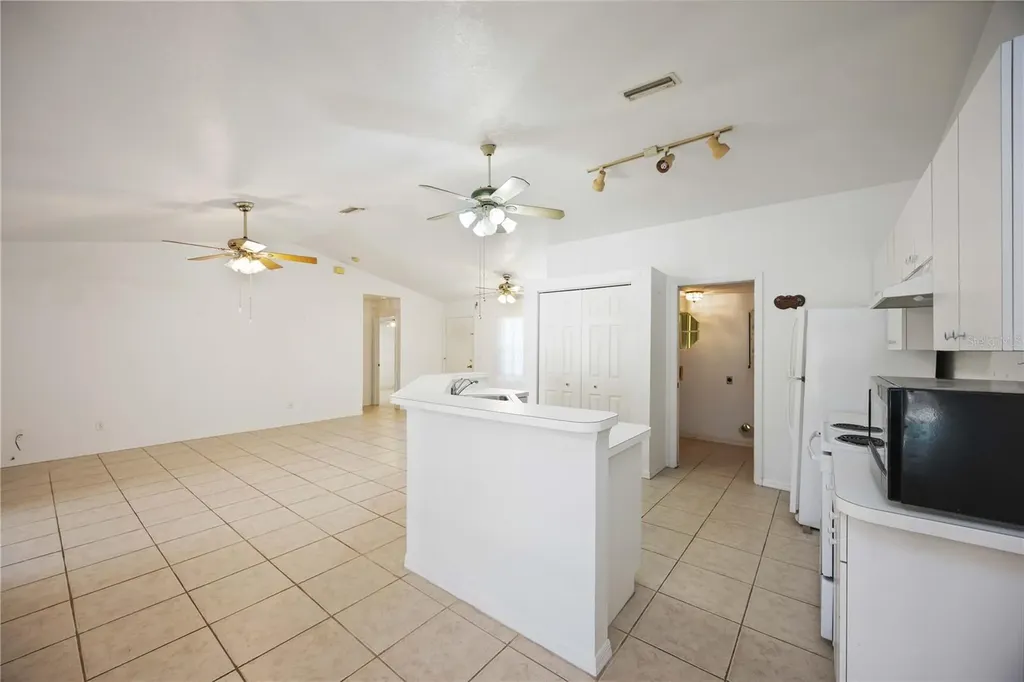 18430 Temple Avenue Port Charlotte FL 33948
