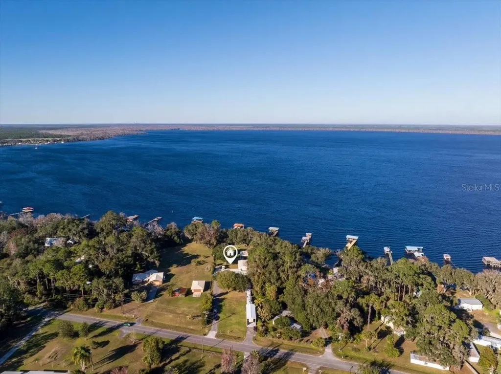 116 Crescent Lake Shore Drive Crescent City FL 32112