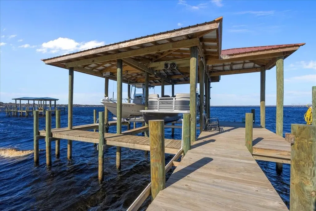 116 Crescent Lake Shore Drive Crescent City FL 32112
