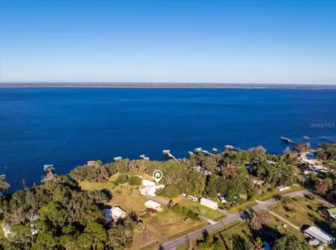 116 Crescent Lake Shore Drive Crescent City FL 32112