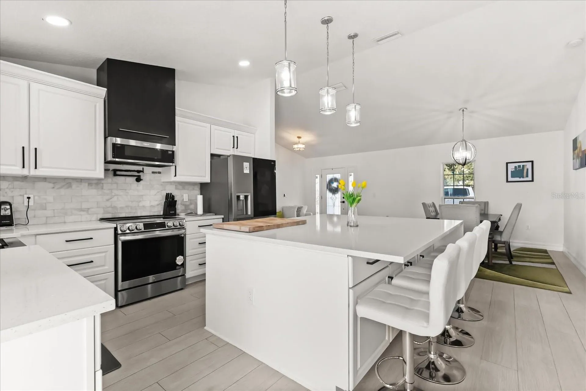 812 Chastain Road Seffner FL 33584