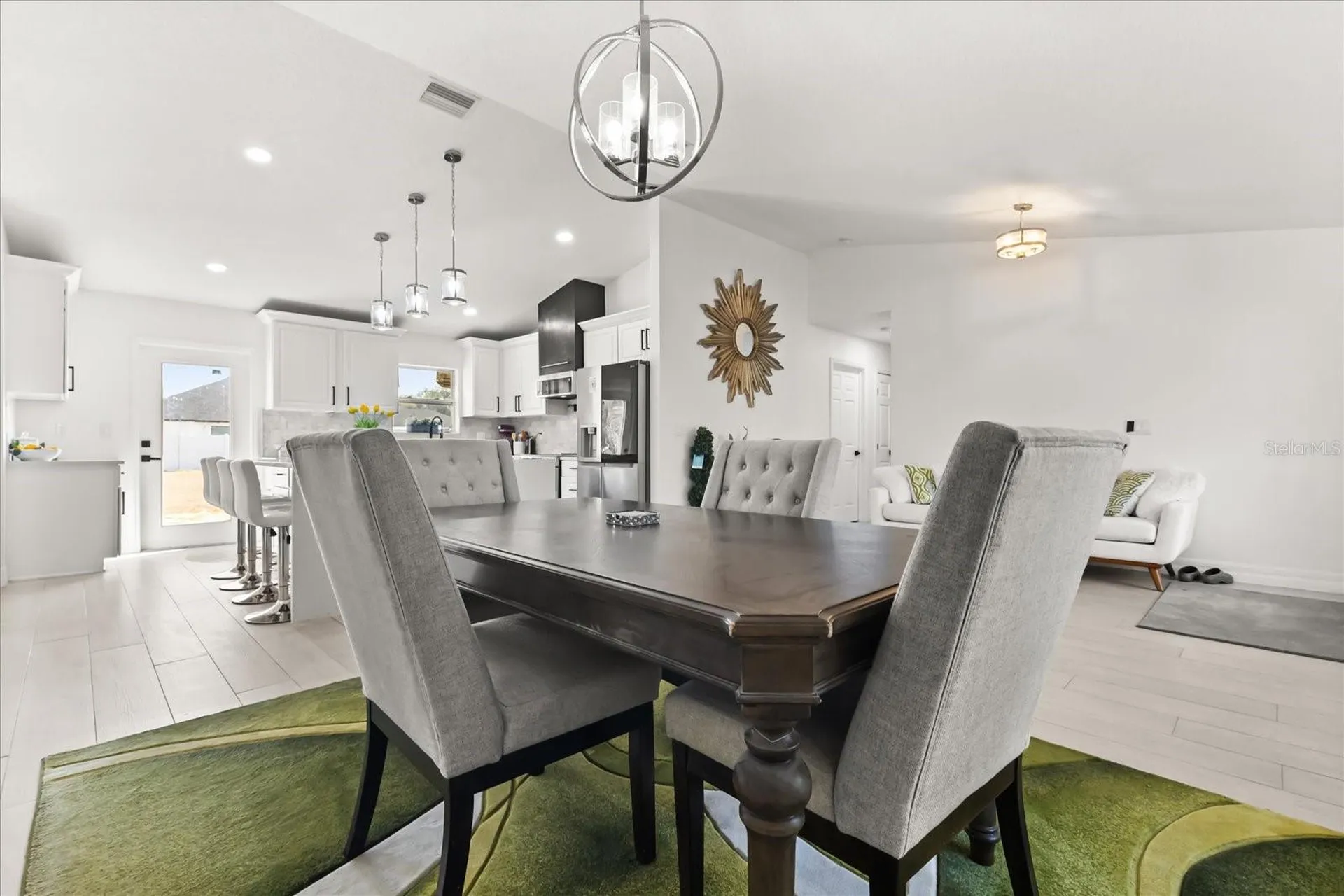 812 Chastain Road Seffner FL 33584