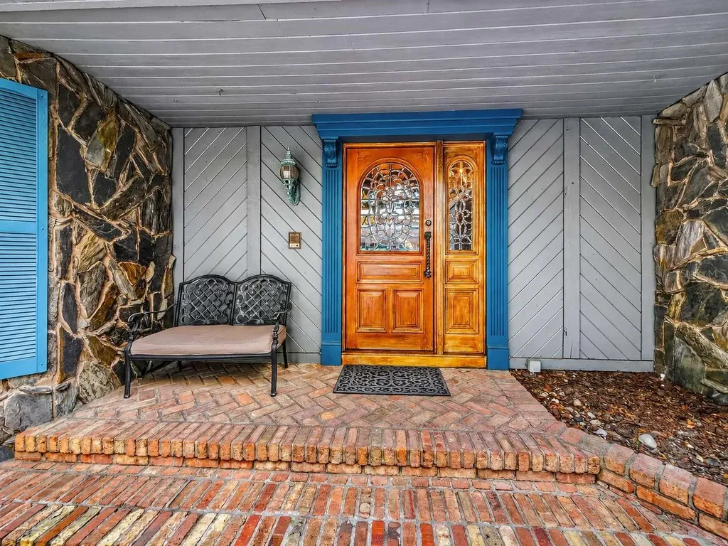 3522 Shoreline Circle Palm Harbor FL 34684