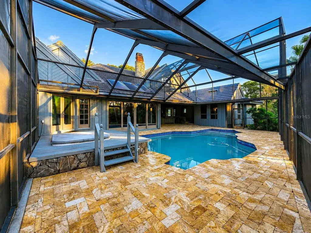 3522 Shoreline Circle Palm Harbor FL 34684