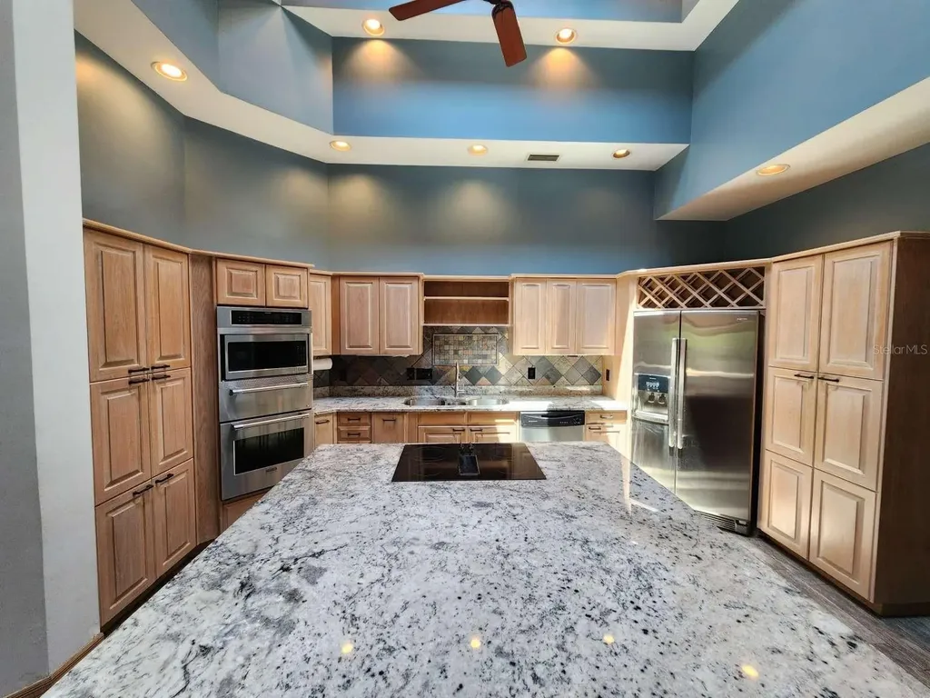 3522 Shoreline Circle Palm Harbor FL 34684