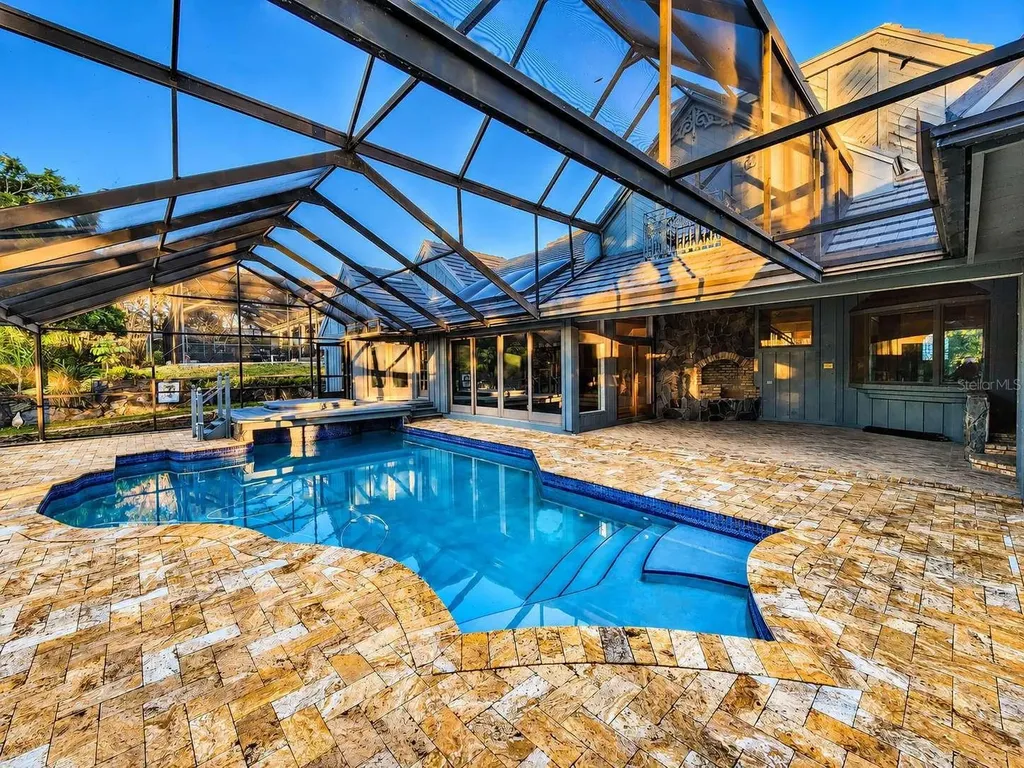 3522 Shoreline Circle Palm Harbor FL 34684