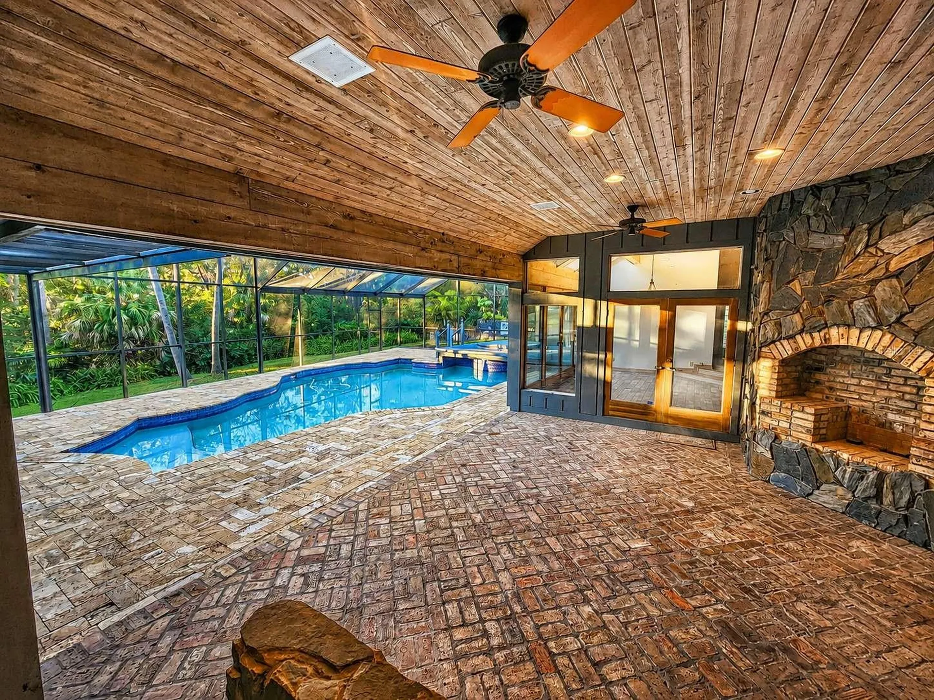 3522 Shoreline Circle Palm Harbor FL 34684