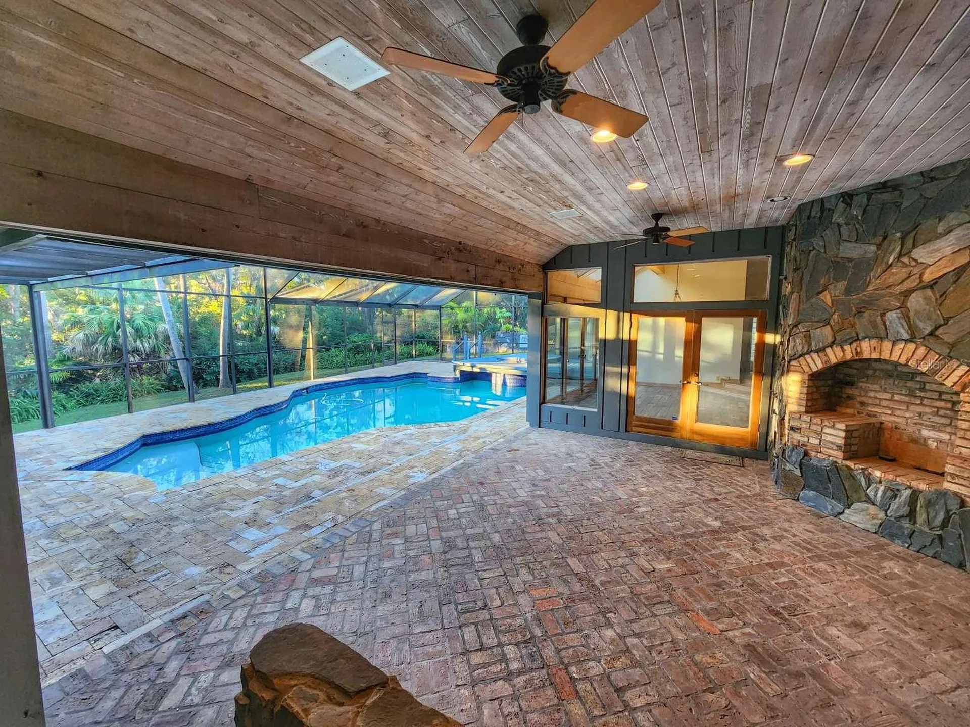 3522 Shoreline Circle Palm Harbor FL 34684