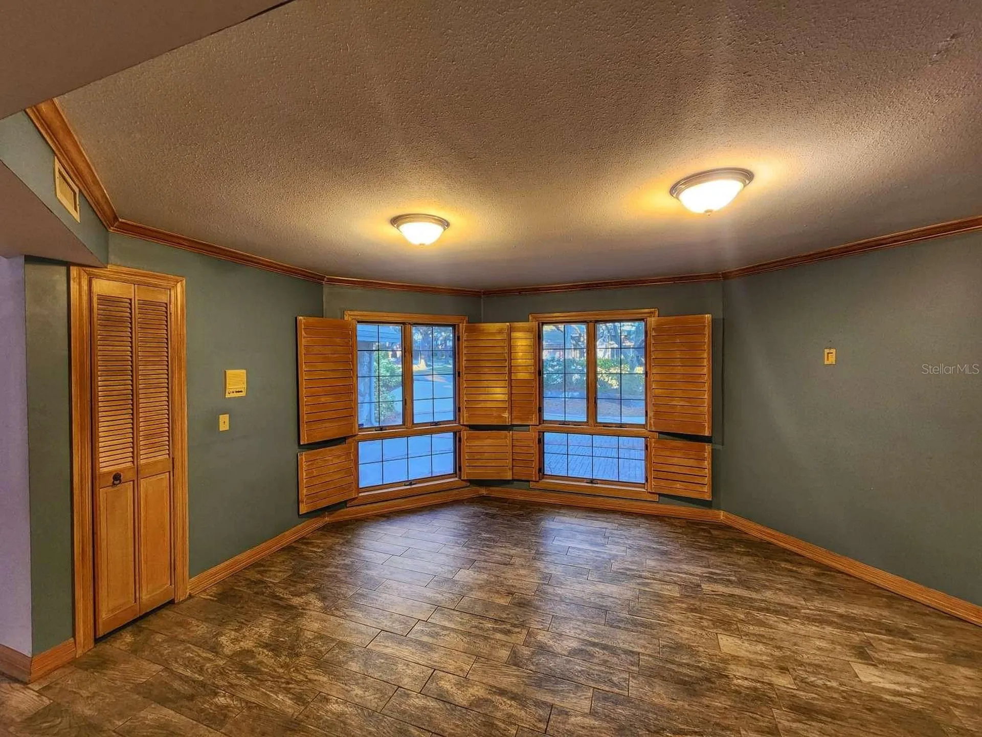 3522 Shoreline Circle Palm Harbor FL 34684