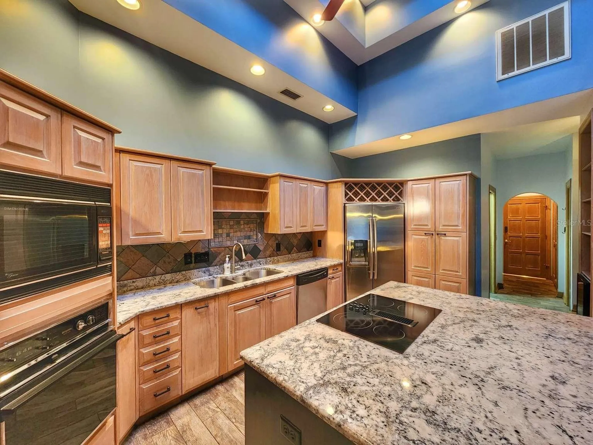 3522 Shoreline Circle Palm Harbor FL 34684