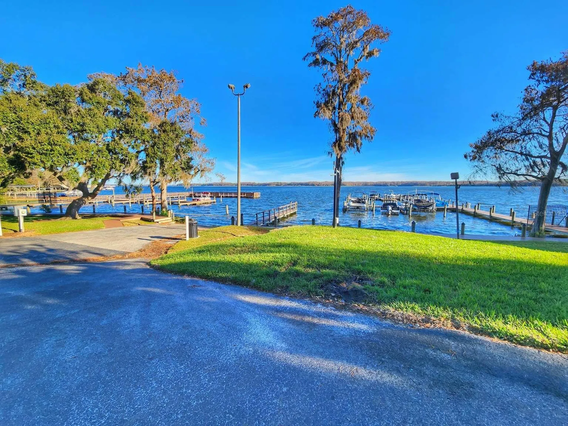3522 Shoreline Circle Palm Harbor FL 34684
