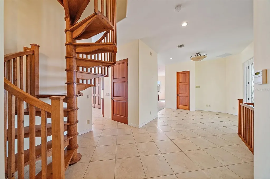 1905 Mississippi Avenue Englewood FL 34224