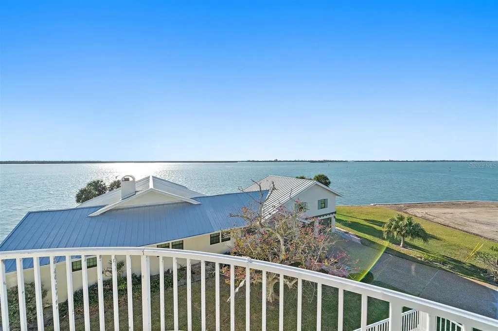 1905 Mississippi Avenue Englewood FL 34224