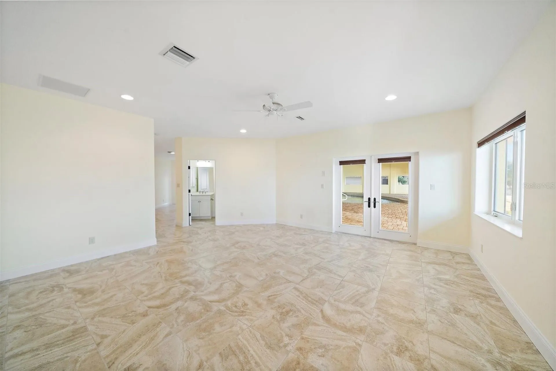 1905 Mississippi Avenue Englewood FL 34224