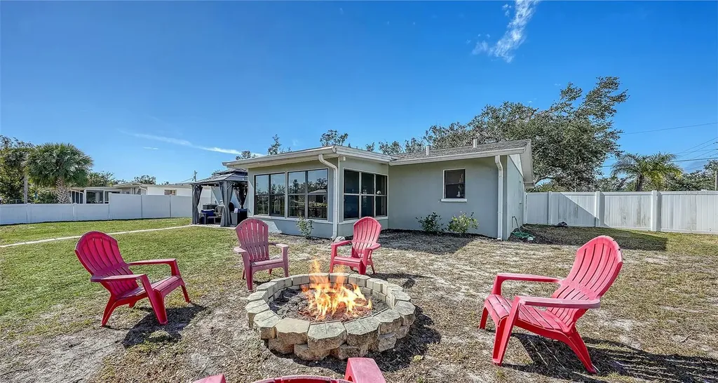 603 Barnes Parkway Nokomis FL 34275
