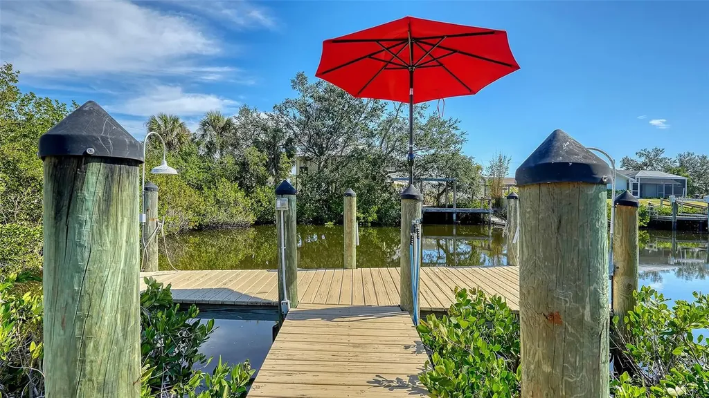 603 Barnes Parkway Nokomis FL 34275