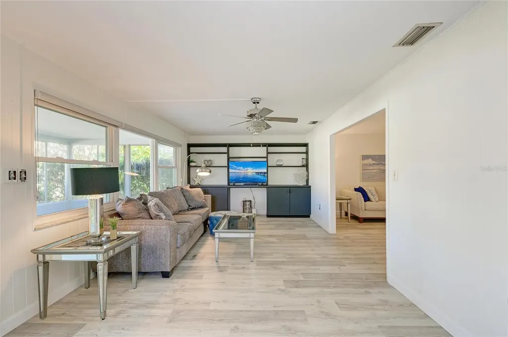 3368 Sheffield Circle Sarasota FL 34239