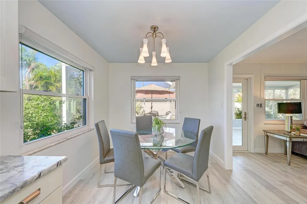3368 Sheffield Circle Sarasota FL 34239